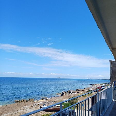 Le Due Conchiglie Villa Карини Екстериор снимка