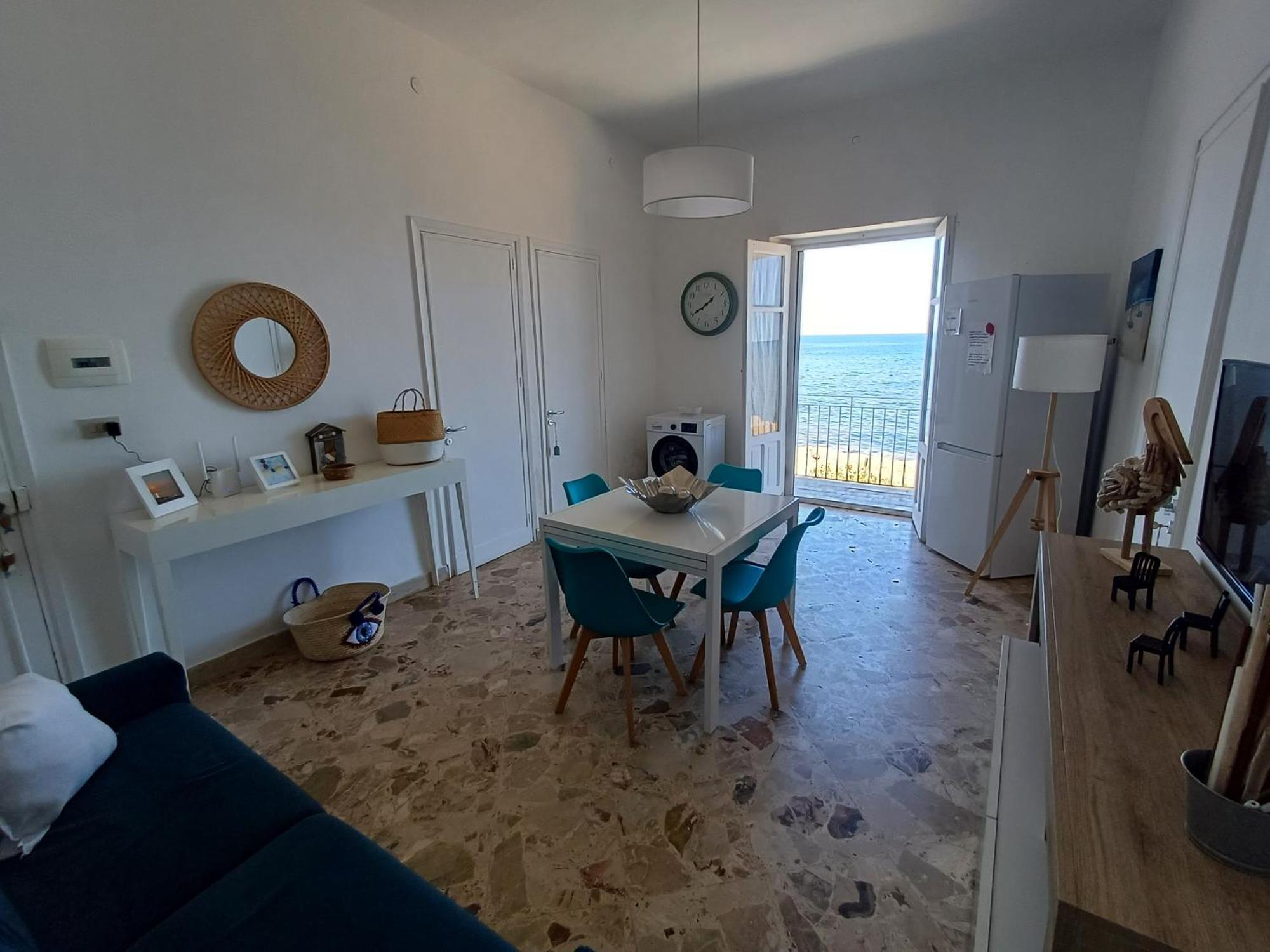 Le Due Conchiglie Villa Карини Екстериор снимка