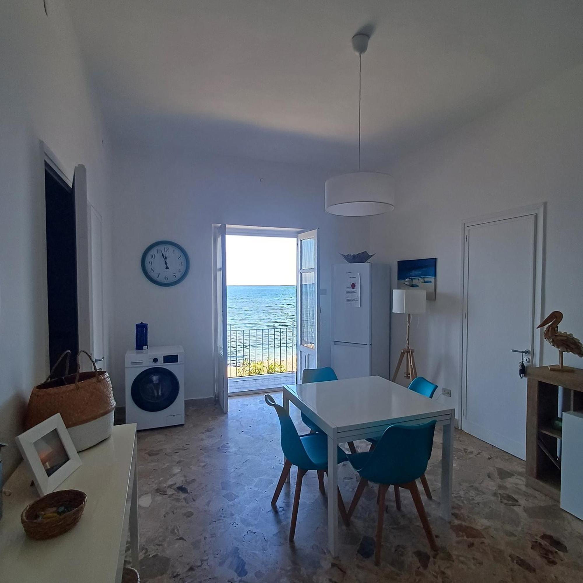 Le Due Conchiglie Villa Карини Екстериор снимка